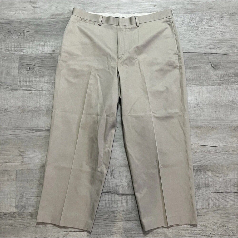 L.L. Bean Mens 37x32 Khaki Chino Pants Classic Fit Flat Front EUC